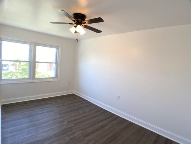 Photo - 2038 Kelmore Rd