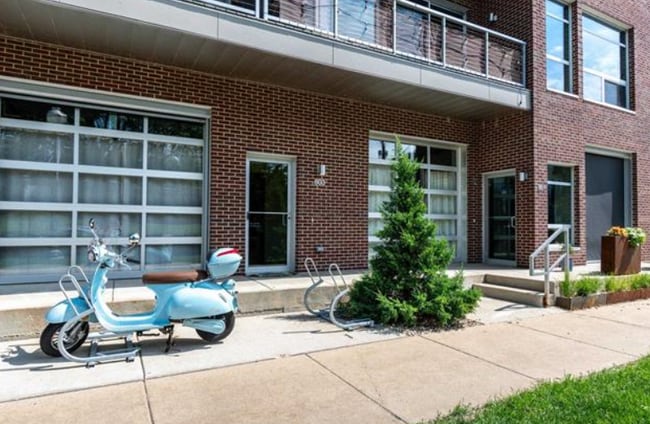 Photo - 803 E Mifflin St