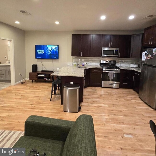 Photo - 4309 Main St Unidad 2