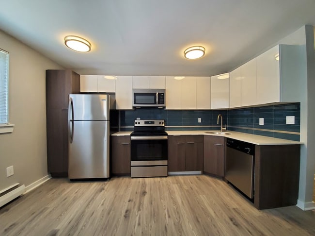 Photo - Discover the Charm of Tremont Court Apartments!