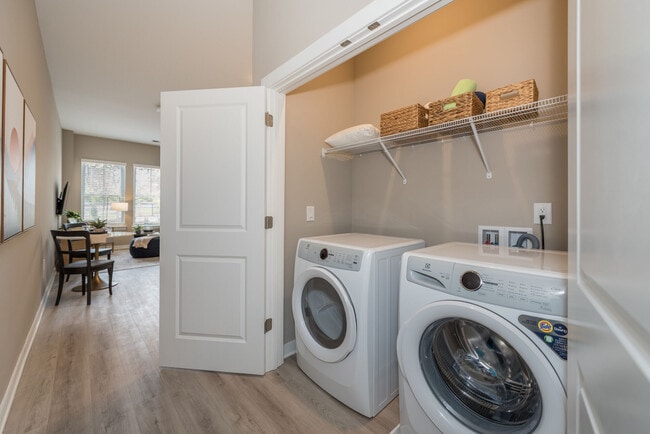 Acclaim at Cary Pointe