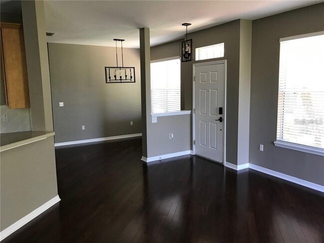 7542 Red Mill Cir