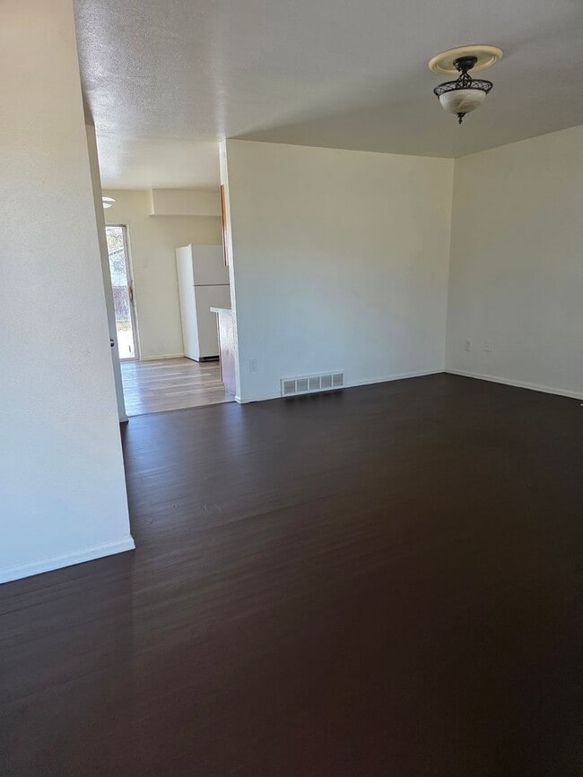 Photo - Large 4 Bed Home Available