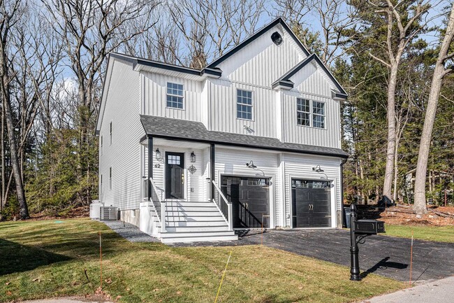 Building Photo - 62 W Shore Rd