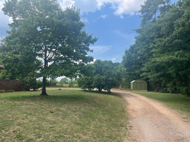 Photo - Spacious Living Near UGA in Desirable Oconee County!