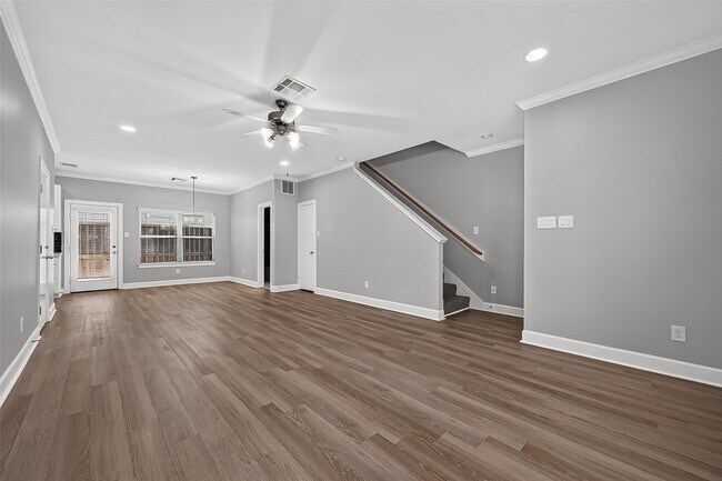 5951 S Loop E Unit 38