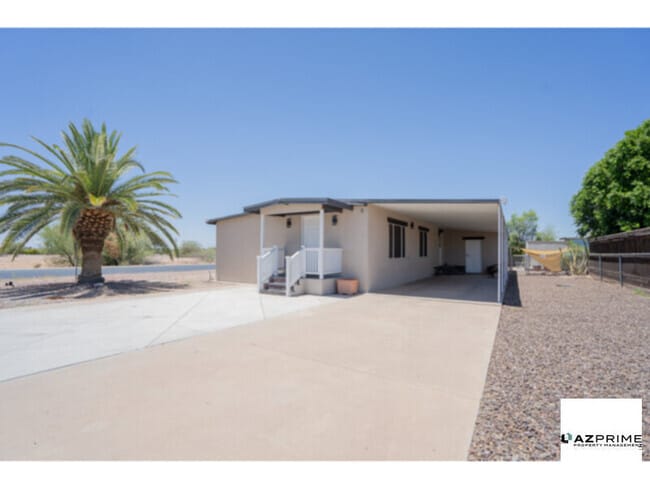 Building Photo - Gracefully Poised in Beautiful Mesa, This ... Rental