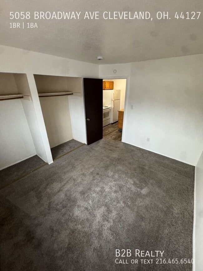 Photo - 5058 Broadway Ave Unidad 2