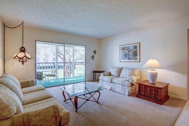 Photo - 14375 Strathmore Ln Unit 206