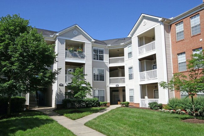 Spacious Lower-Level Riverbend Condo (Appl... - Spacious Lower-Level Riverbend Condo (Appl... Unidad 1C