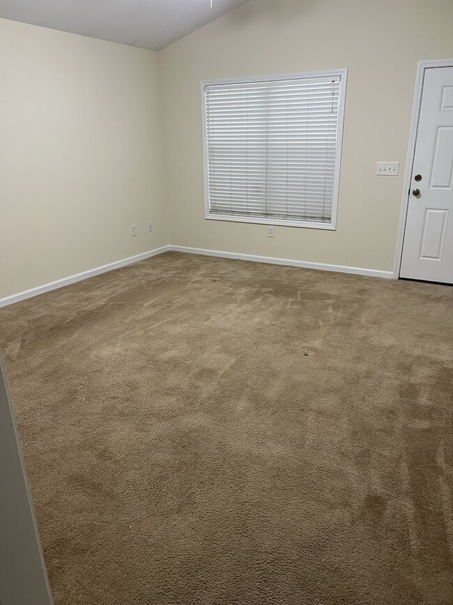 Photo - 1823 Kenneth St