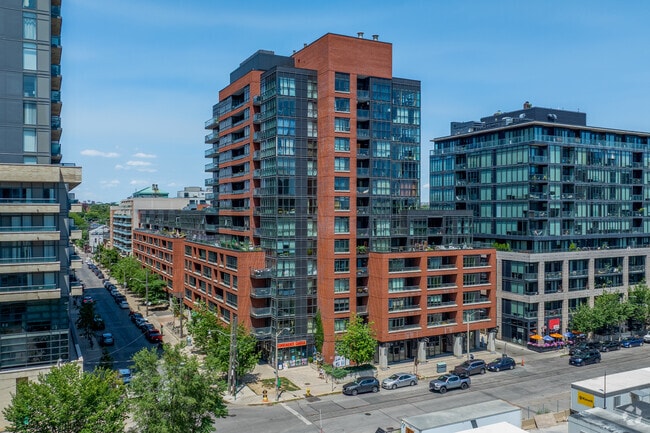 Building Photo - WestQ