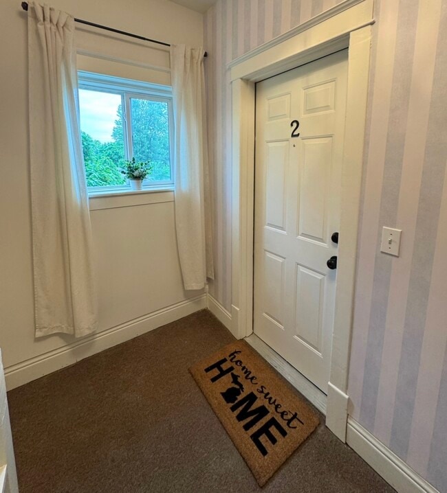 Photo - 209 N William St Unidad #2