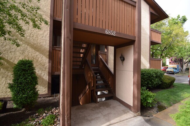 Photo - Charming 1 Bed 1 bath Condo in the Heart of Fort Union!!! Unit B5