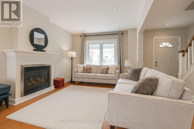 Photo - 118 Caroline Ave