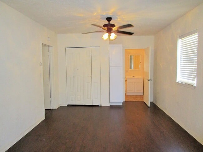 Photo - Cute and Private One Bedroom House
