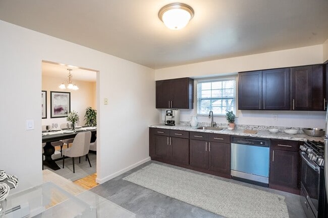 Photo - Millbrook Village