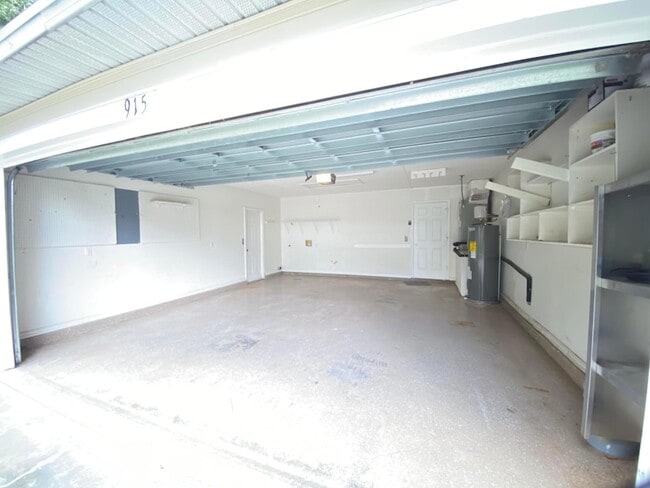 Photo - 915 11th Terrace