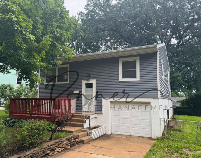Photo - 1421 Osage Trail St House