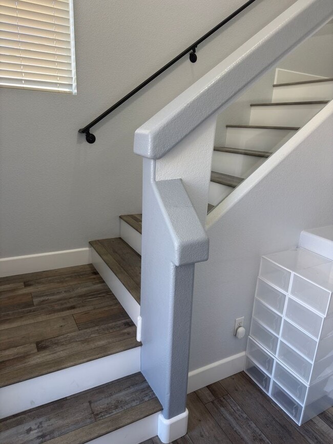 Photo - 3 Bed home FULLY FURNISHED