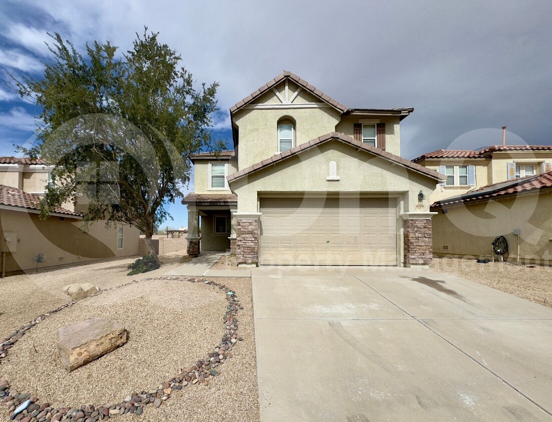 Photo - 4720 West Lindenthal Lane