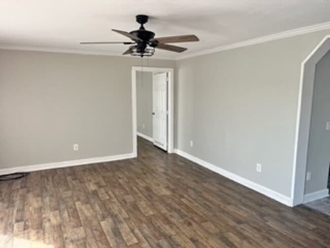 Photo - 3 Bedroom, 2 Bath home.