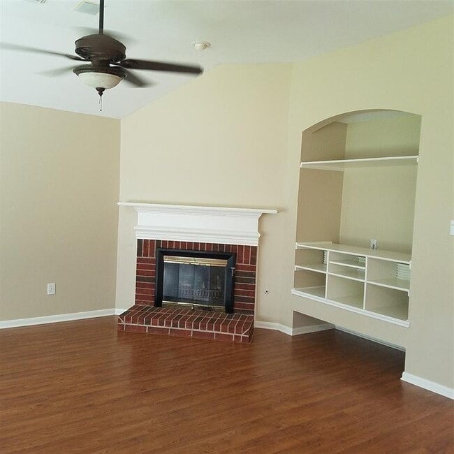 Building Photo - 1938 Diamond Brook Dr Rental