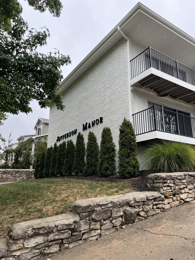 4515 Jefferson St Unit 2