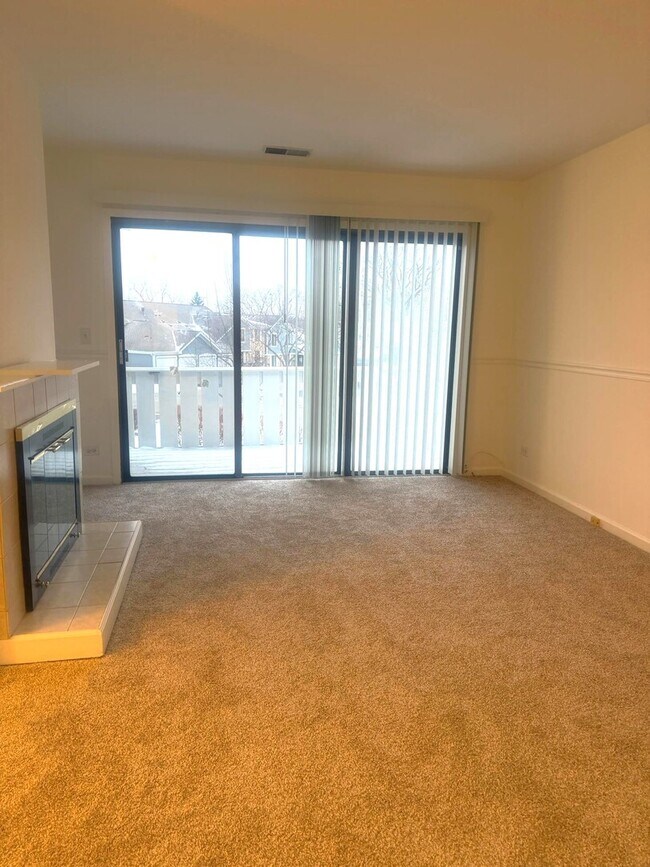 Photo - 327 Wildberry Ct Unit D2