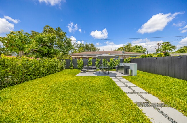 Photo - 5194 NW 15th Ave