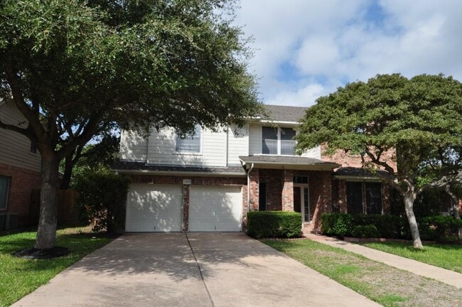 Building Photo - Great Floorplan with Primary on Main Rental