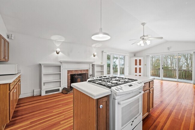 Photo - 66 Converse Rd