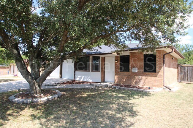 Photo - Bright and Open 3 Bedroom Home in Cove!