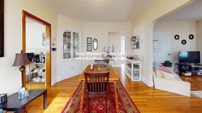 185 Grant Ave Unit 1