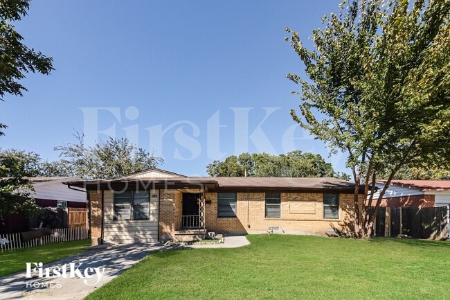 Photo - 1421 Belmont St