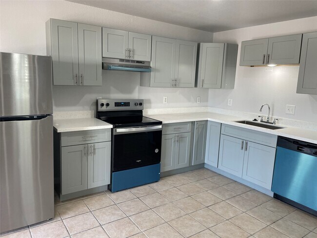 Photo - 909 University Blvd Unit 905