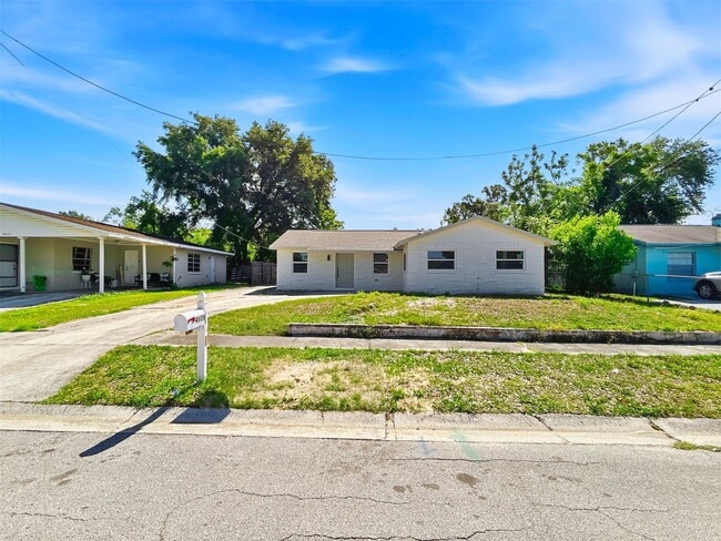 Photo - Spacious and Updated Home in Tampa! Move-in Ready | 2bed-1bath