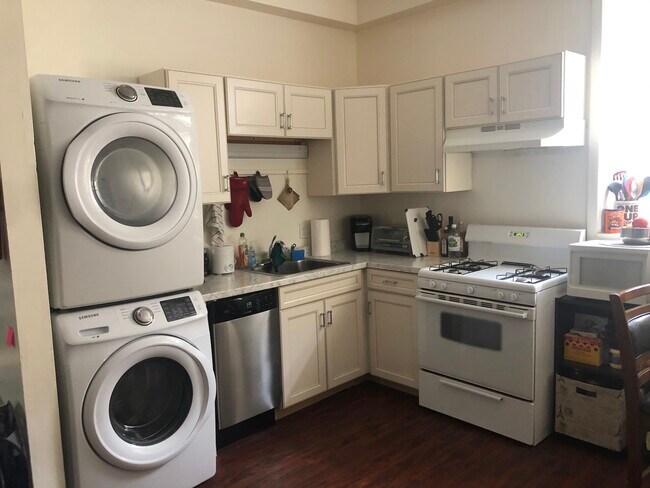 Photo - 331 N Geneva St Unit 331 #2
