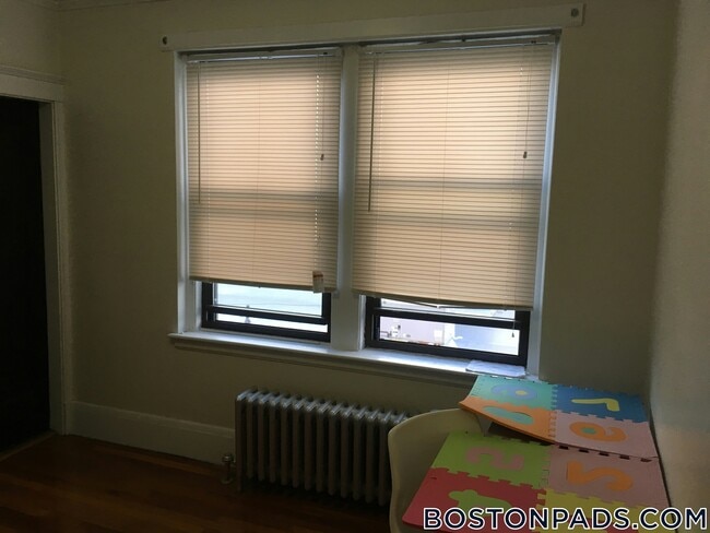 Photo - 349 Pleasant St Unidad B1-20