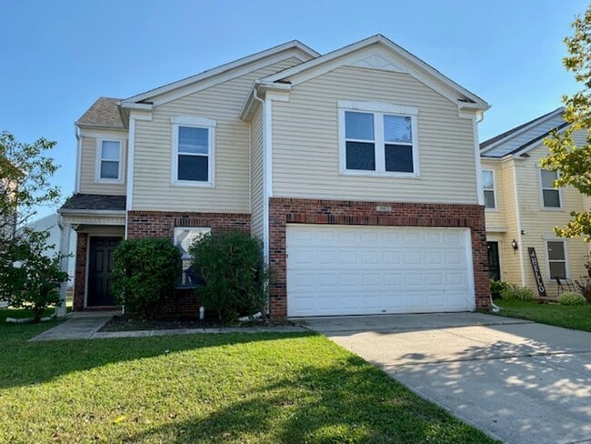 Building Photo - Wonderful 3 Bedroom/2.5 Bath Loft in Lawrence
