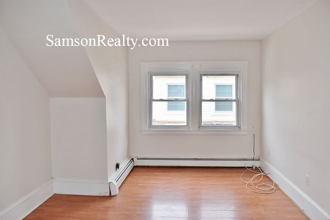 Photo - 142 Elton St Unit 3