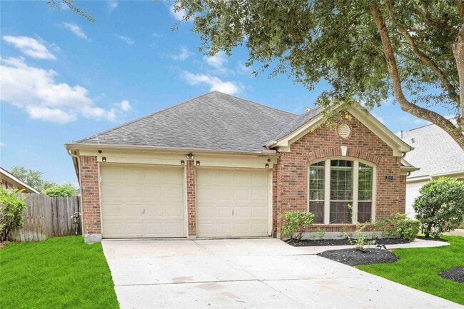 Building Photo - 2019 Shore Breeze Dr Rental