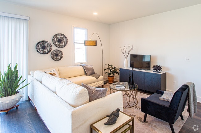 2BR, 1.5BA - Riverside Village Apartments