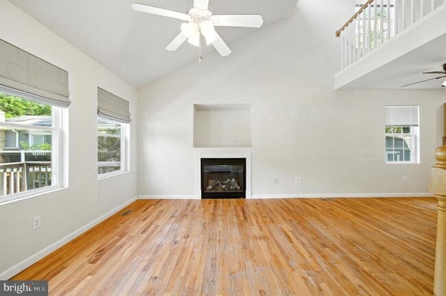 Building Photo - 3241 Henson Ave Rental