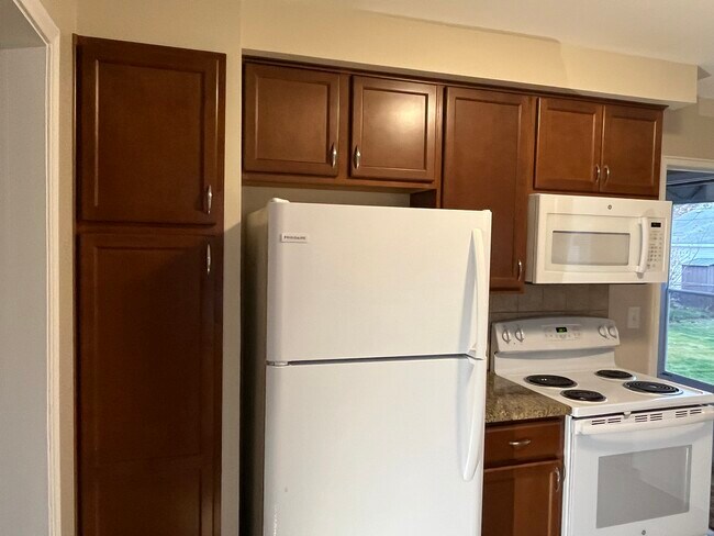 Photo - 29520 Minton