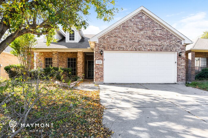 Photo - 1216 Sunderland Ln