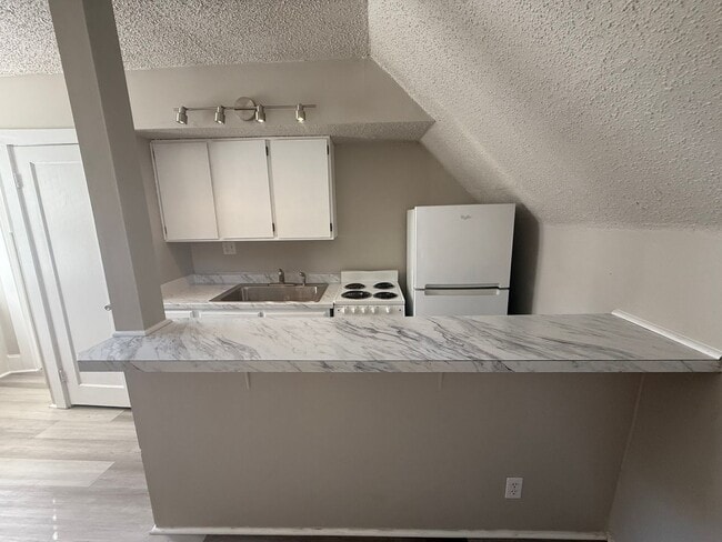 Photo - 1624 W 6th Ave Unidad Apt 3