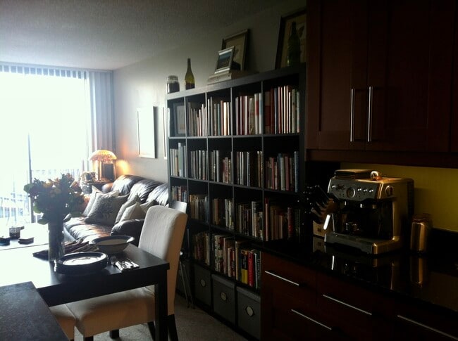 Photo - 5225 Pooks Hill Rd Unit 1815N