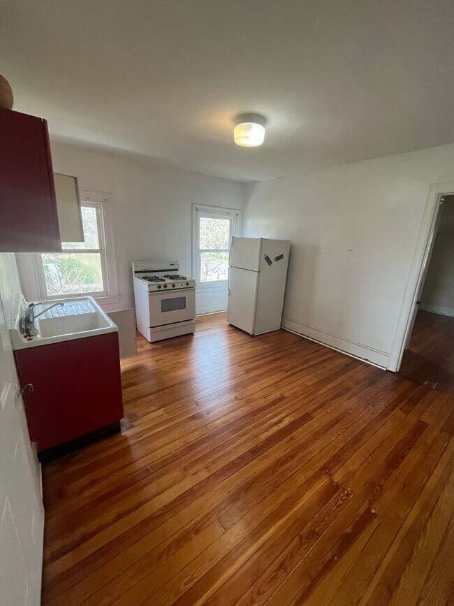 Photo - 3523 Clifton Ave Unit 3523 #3