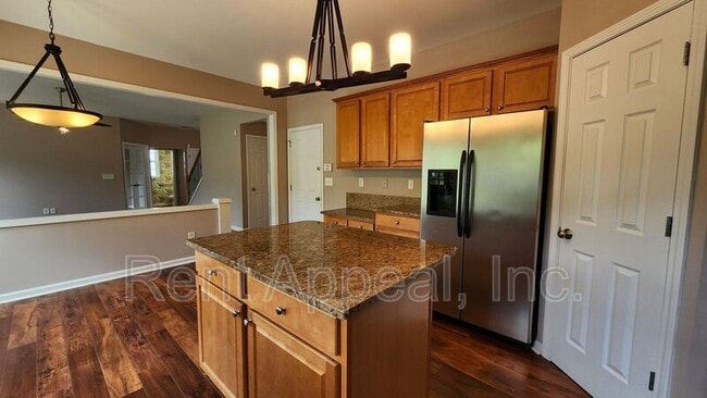 Photo - 212 Revillion Way